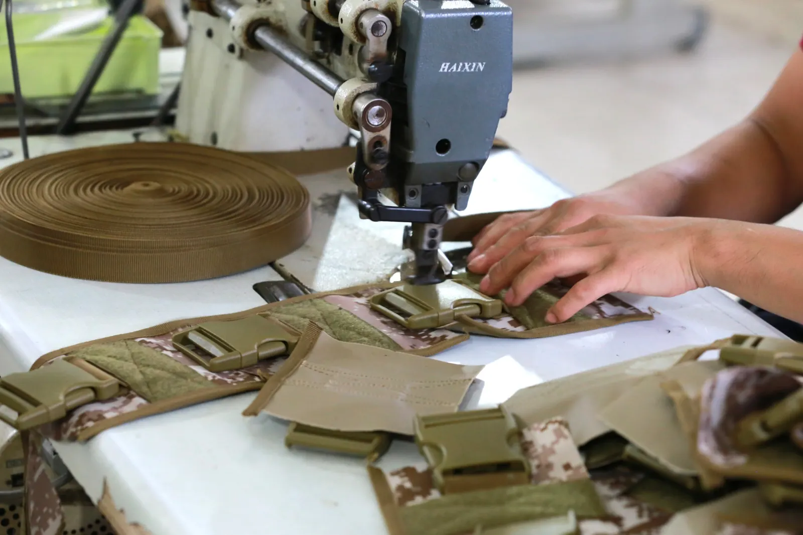Logo Printing vs Embroidery for Custom Bags
